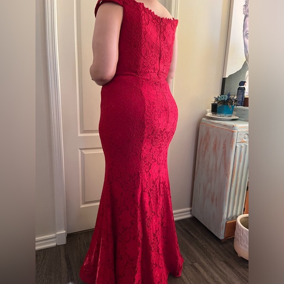 Plus size 20 - Evening gown / prom dress - Picture 4 of 9